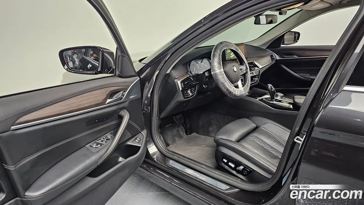 BMW 5 Series (G30) id 2055758 из Кореи 20