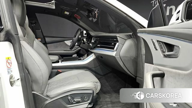 Audi Q8 (4M) id 3860937 из Кореи 20