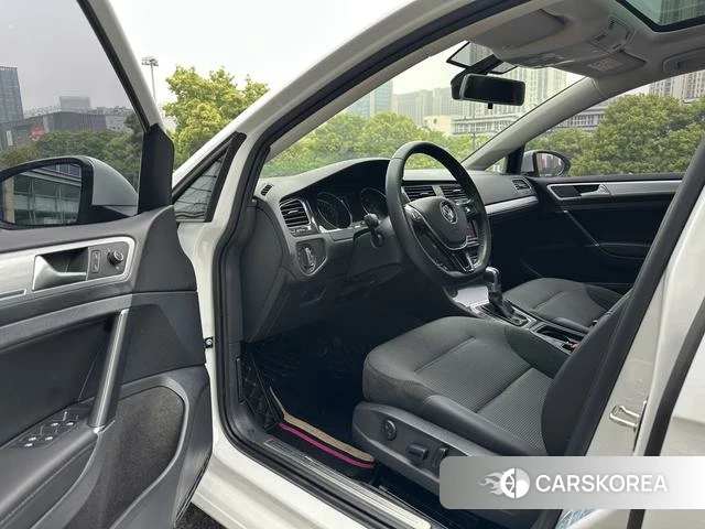 Volkswagen Golf id 4260992 из Китая 17