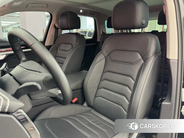 Volkswagen Touareg id 4297639 из Китая 37