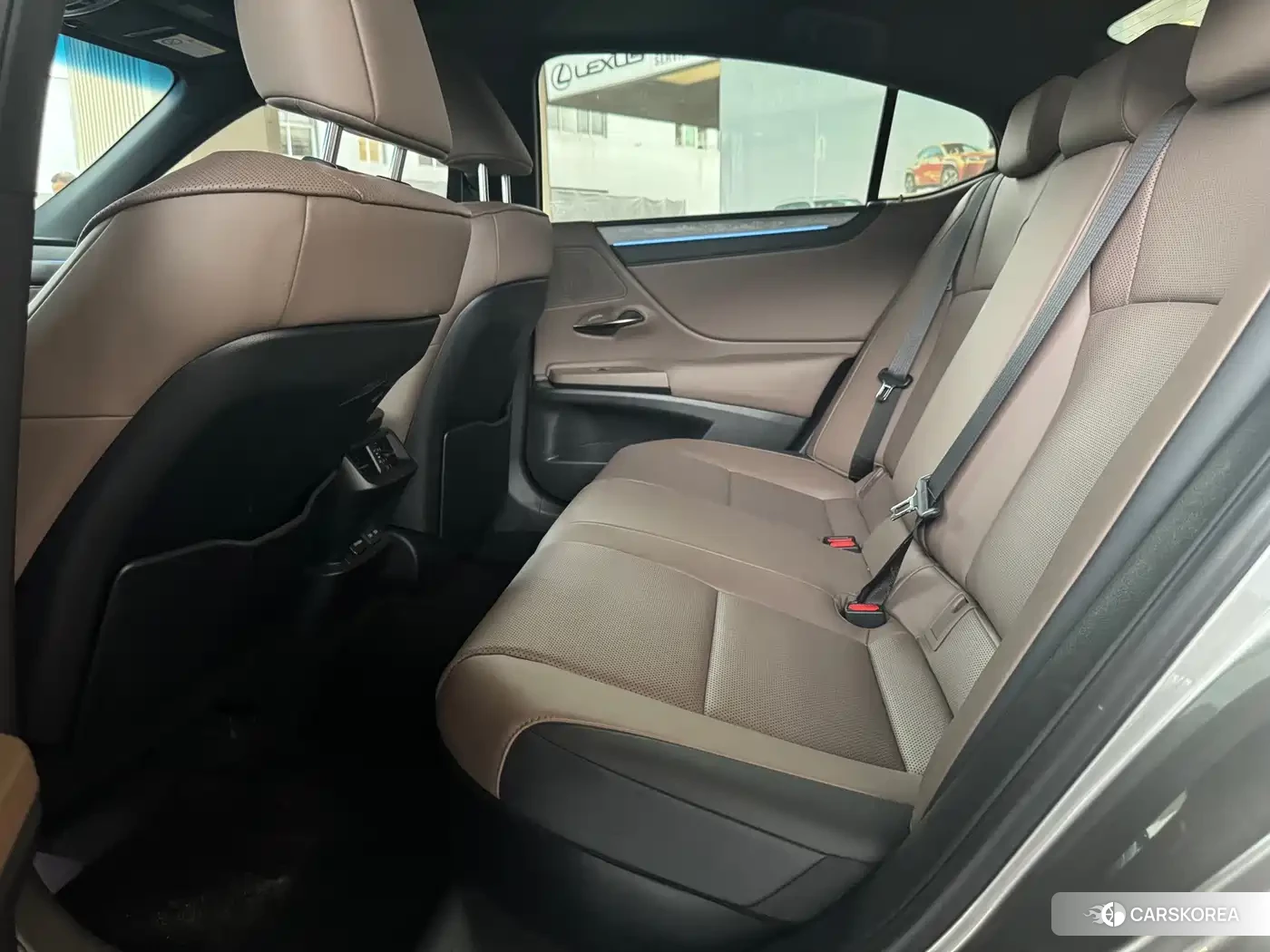 Lexus ES id 4622315 из Китая 11