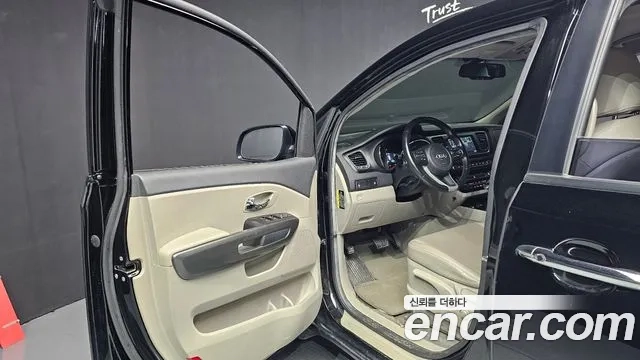 Kia The New Carnival id 2892199 из Кореи 20