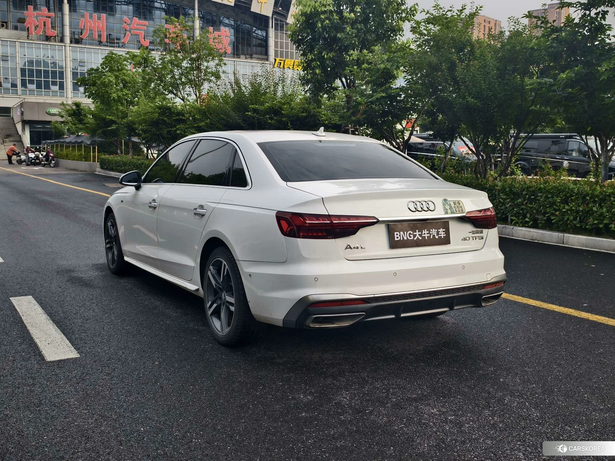Audi A4L id 4486252 из Китая 17