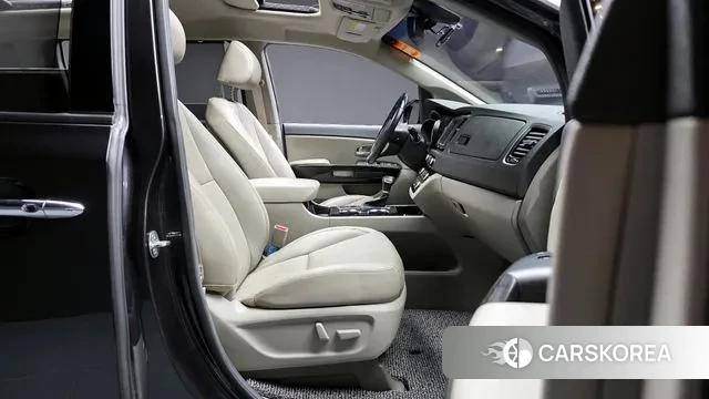 Kia The New Carnival id 3583395 из Кореи 20