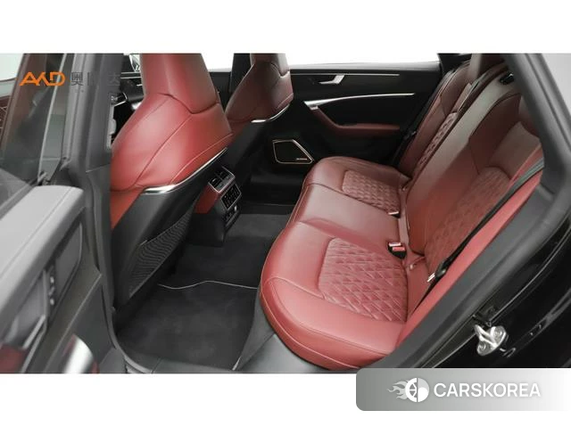 Audi A7L id 4261661 из Китая 10