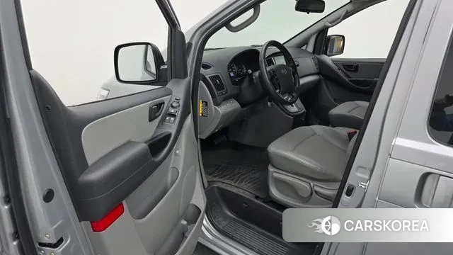 Hyundai The New Grand Starex id 3054911 из Кореи 20