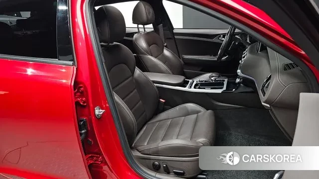 Kia Stinger id 3736274 из Кореи 20