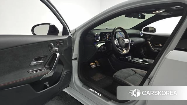 Mercedes-Benz A-Class W177 id 4350355 из Кореи 31