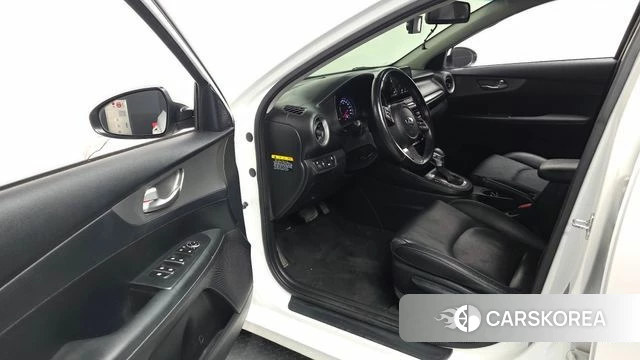 Kia Come New K3 id 3873482 из Кореи 20