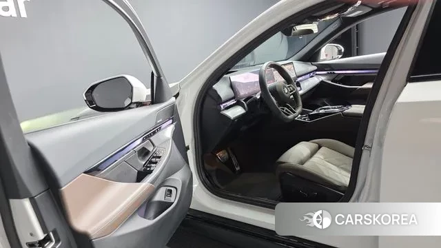 BMW 5 Series (G60) id 3763168 из Кореи 20