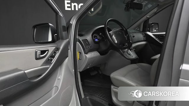 Hyundai The New Grand Starex id 4688811 из Кореи 31
