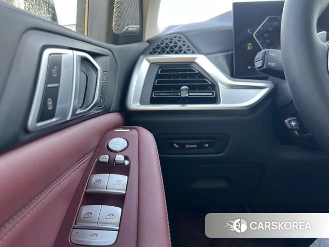 BMW X5 id 4256799 из Китая 17