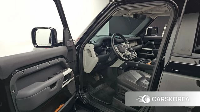 Land Rover Defender (L663) id 4721847 из Кореи 37