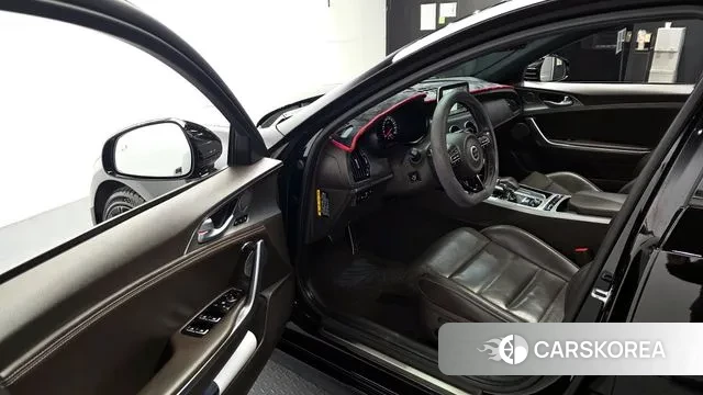 Kia Stinger id 3778551 из Кореи 20