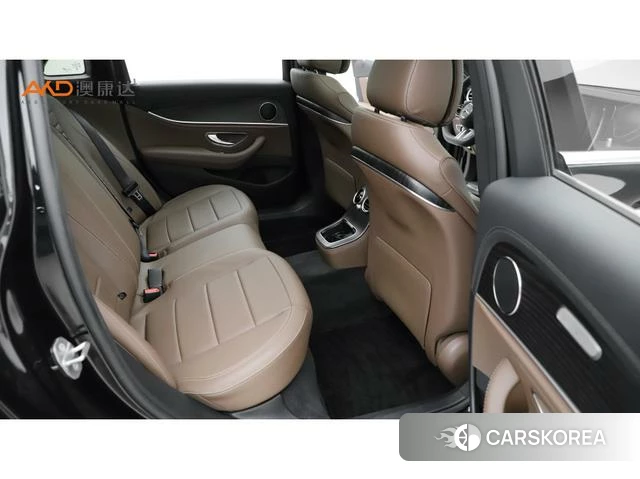 Mercedes-Benz E-class id 4264925 из Китая 10