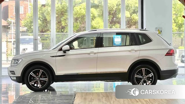 Volkswagen Tiguan L id 4258843 из Китая 27