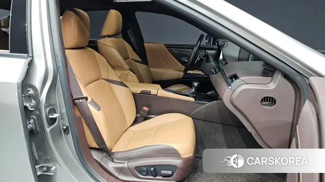 Lexus ES300h 7th generation id 3106418 из Кореи 20