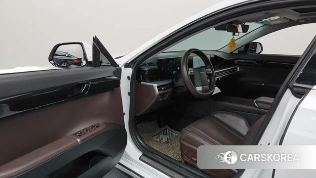Hyundai Grandeur (GN7) id 4395378 из Кореи 33