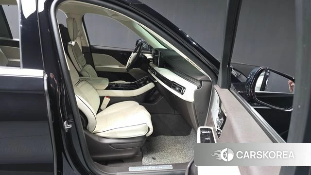 Lincoln Aviator 2nd generation id 4310030 из Кореи 36