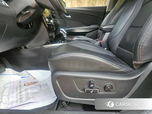 Ssangyong Tivoli Air id 4848898 из Кореи 17