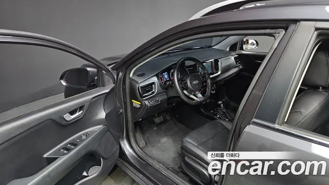 Kia Stonic id 2946254 из Кореи 20