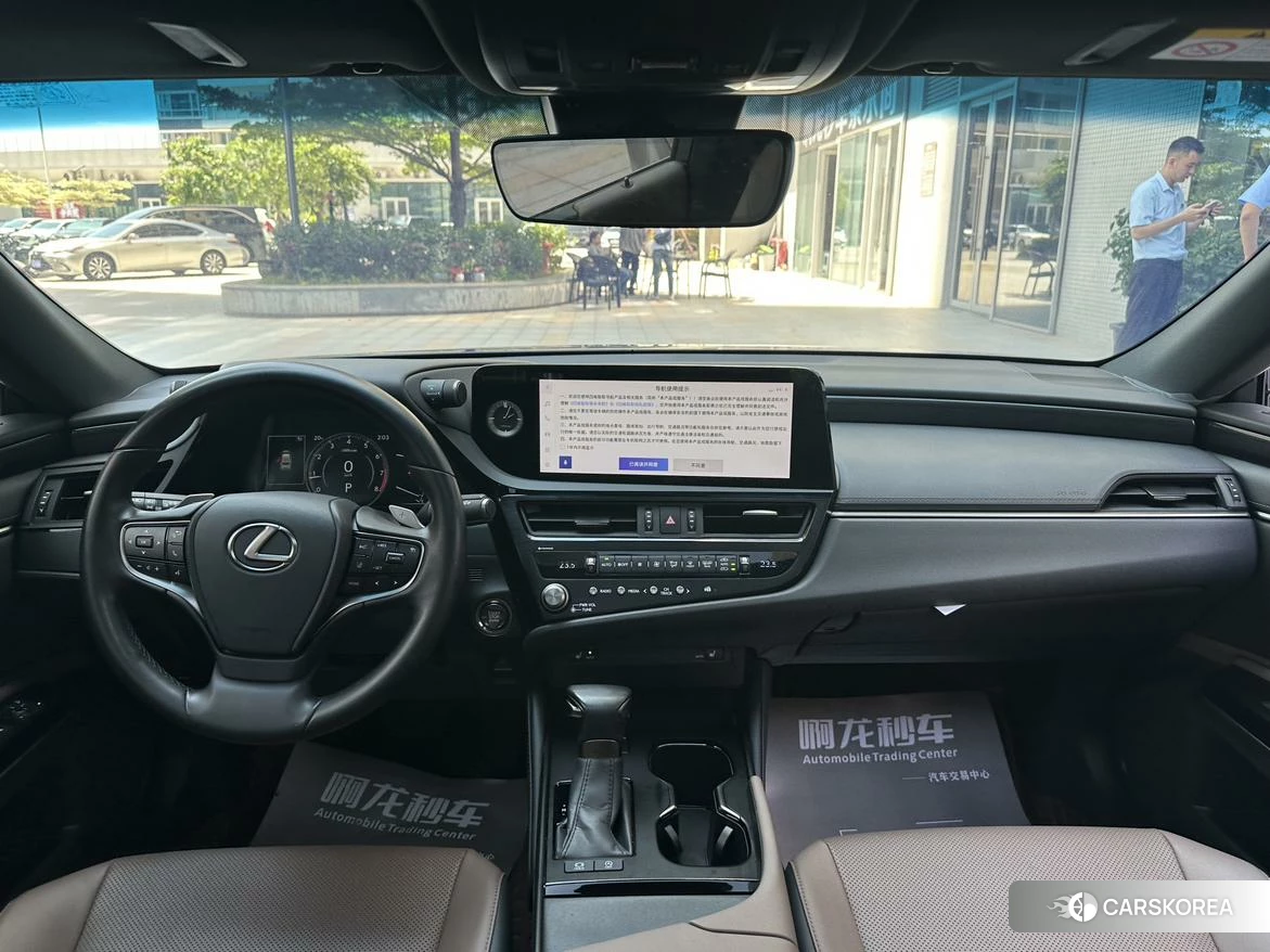 Lexus ES id 4479266 из Китая 23