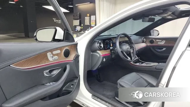 Mercedes-Benz E-Class W213 id 2959475 из Кореи 20