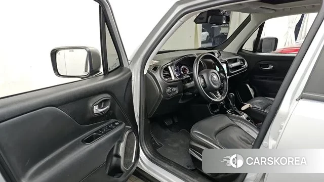 Jeep Renegade id 3444557 из Кореи 20