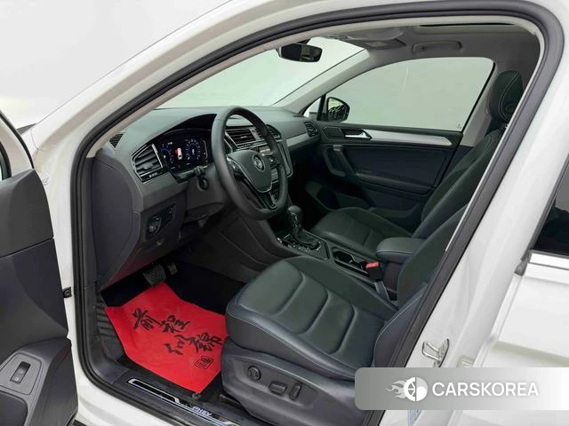 Volkswagen Tiguan L PHEV id 3889108 из Китая 27