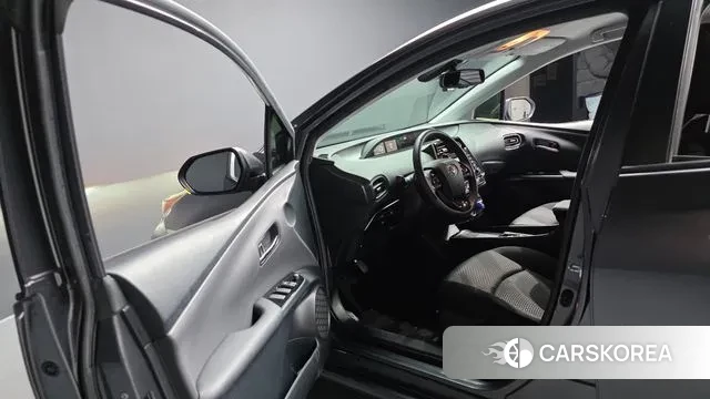 Toyota Prius 4th Generation id 3691753 из Кореи 20