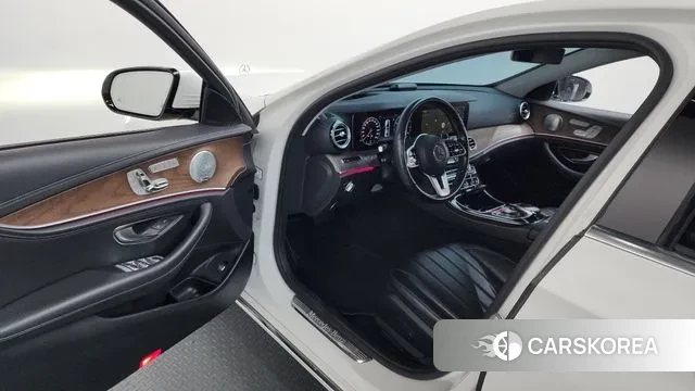 Mercedes-Benz E-Class W213 id 3547481 из Кореи 20