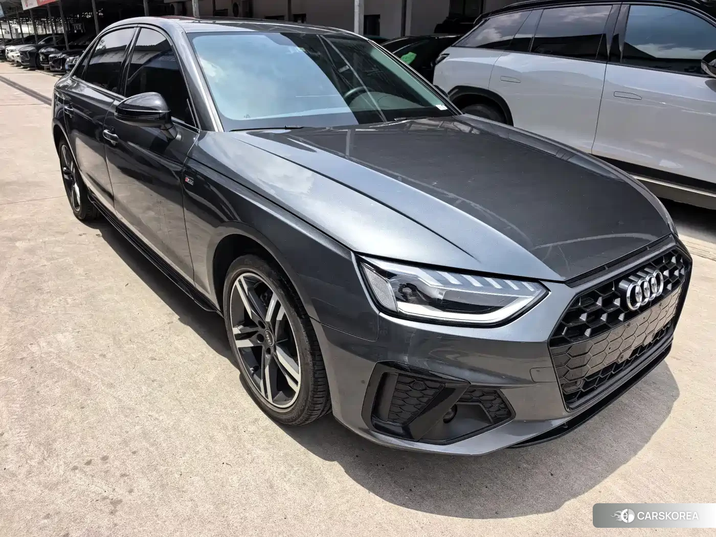 Audi A4L id 4601920 из Китая 15