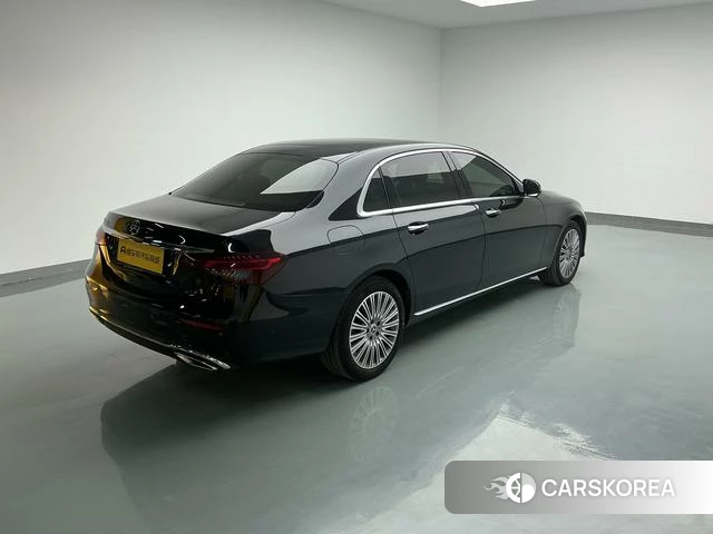 Mercedes-Benz E-class id 4272763 из Китая 20