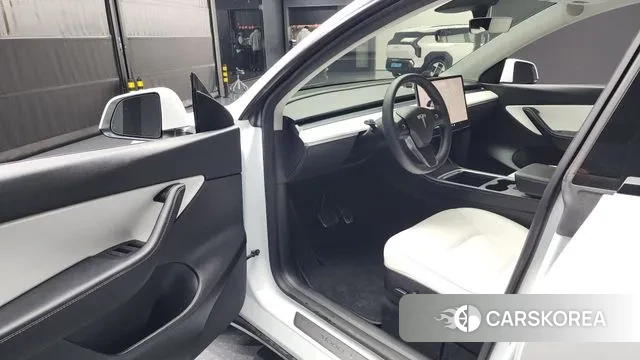 Tesla Model Y id 3472830 из Кореи 20