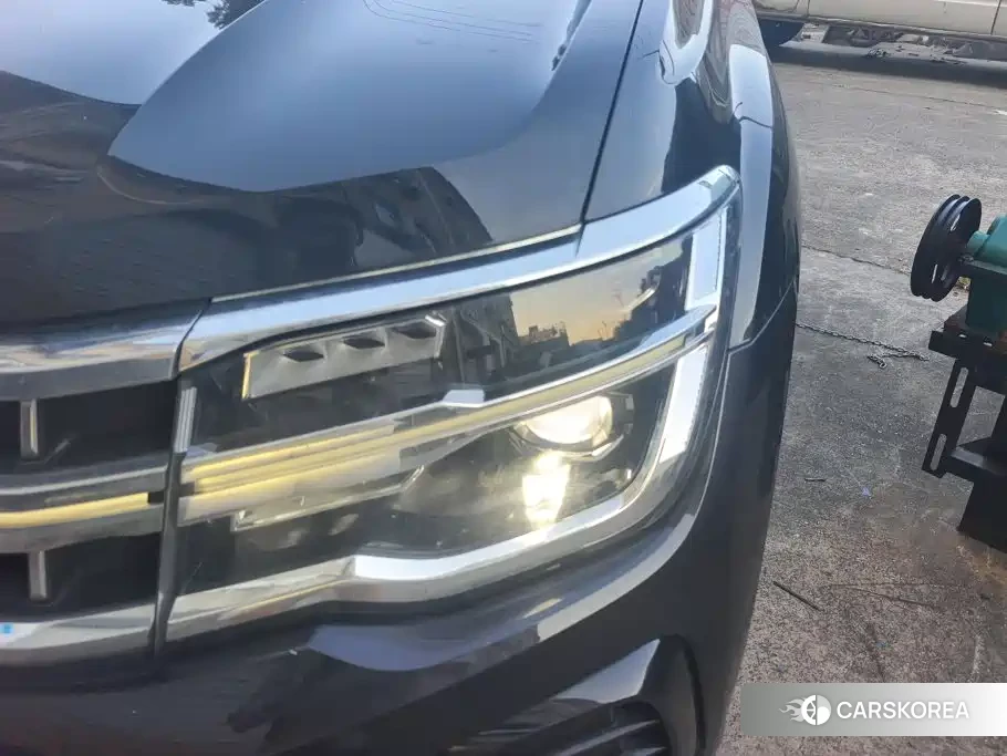 Volkswagen Touareg id 4655048 из Китая 16