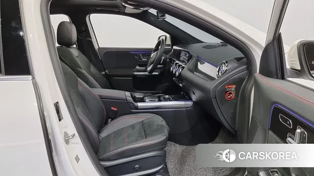 Mercedes-Benz GLA - Class H247 id 3509396 из Кореи 19