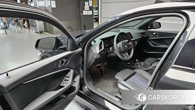 BMW 1 Series (F40) id 3734150 из Кореи 20