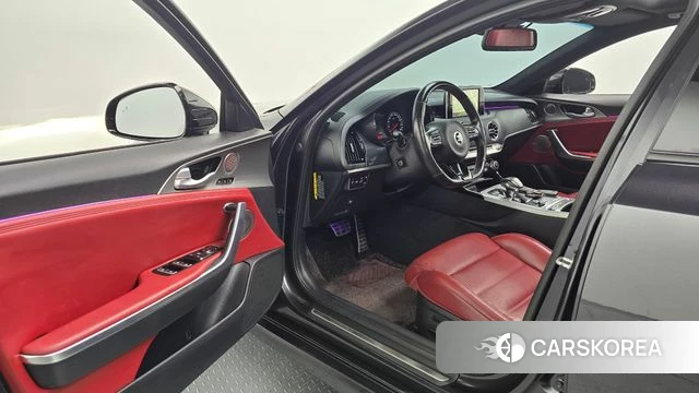 Kia Stinger id 4638211 из Кореи 31