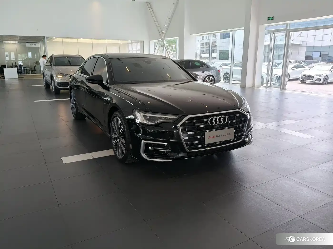 Audi A6L id 4622269 из Китая 21