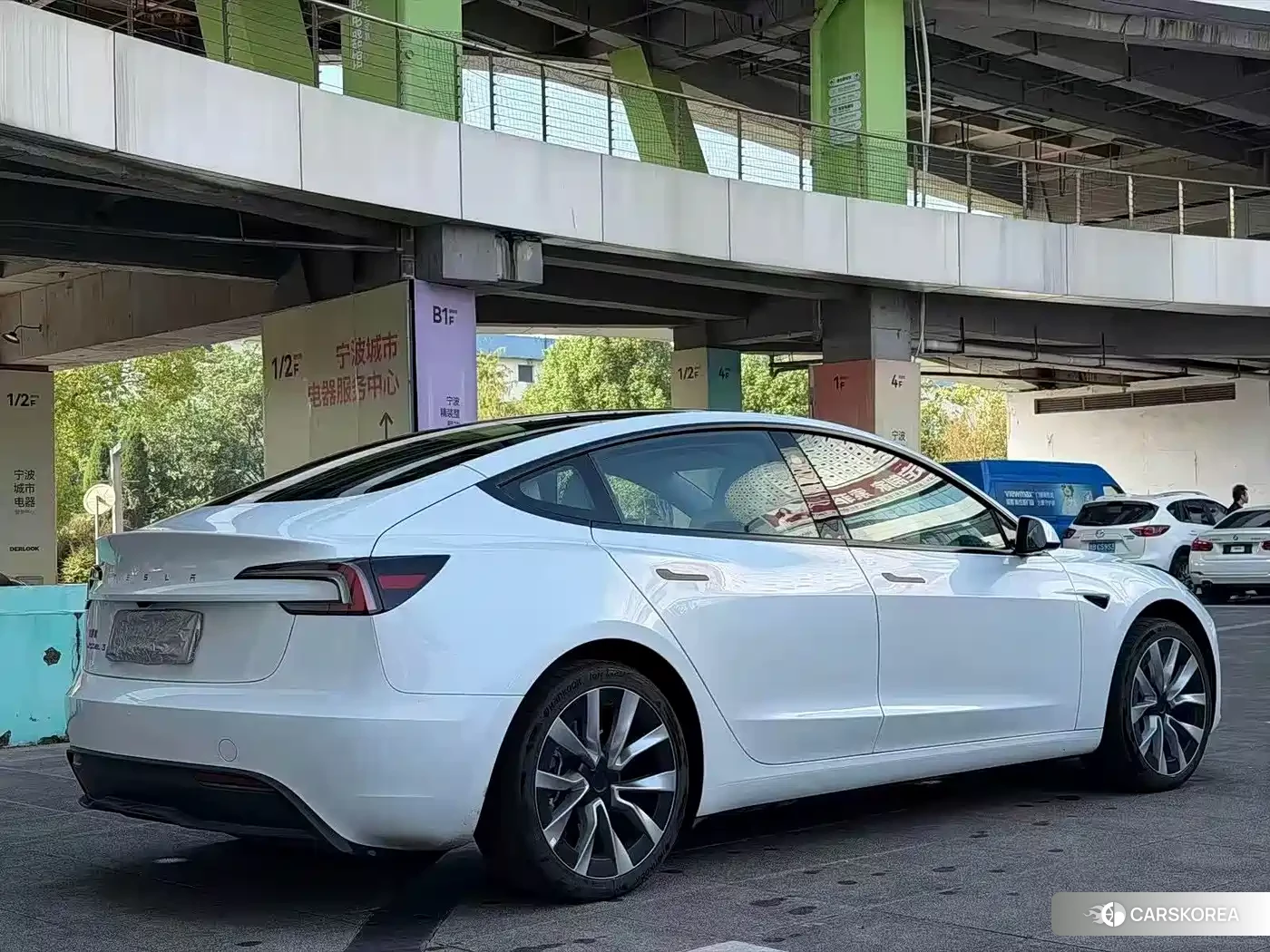 Tesla Model 3 id 4546679 из Китая 10