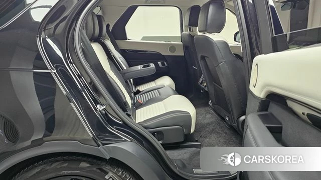Land Rover Discovery 5 id 4539866 из Кореи 30
