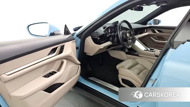 Porsche Taycan id 2994480 из Кореи 20