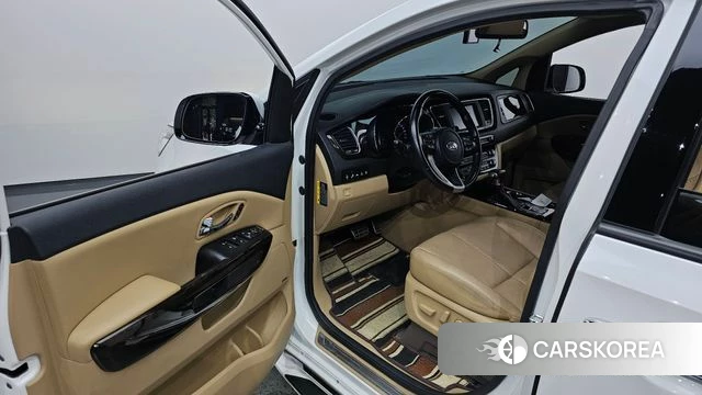 Kia The New Carnival id 4530553 из Кореи 30