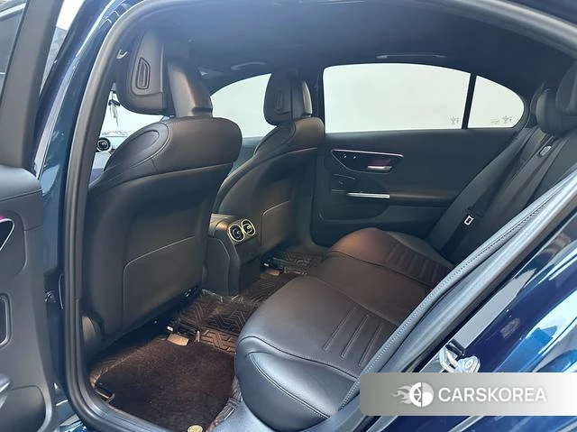 Mercedes-Benz Class C id 4307262 из Китая 14