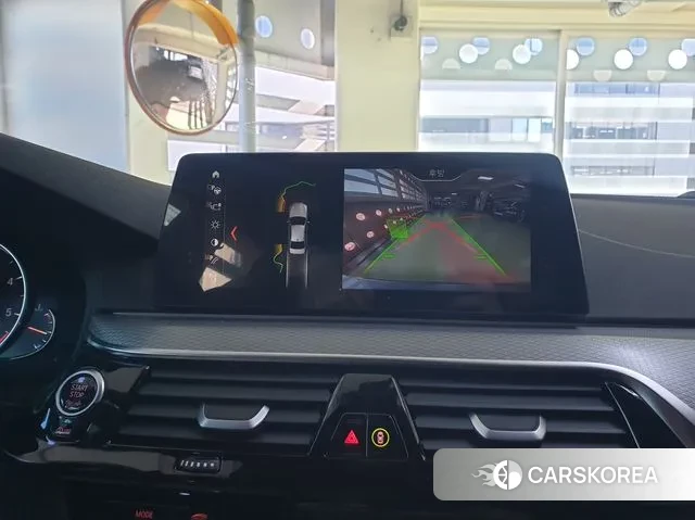 BMW 5 Series (G30) id 3423601 из Кореи 13