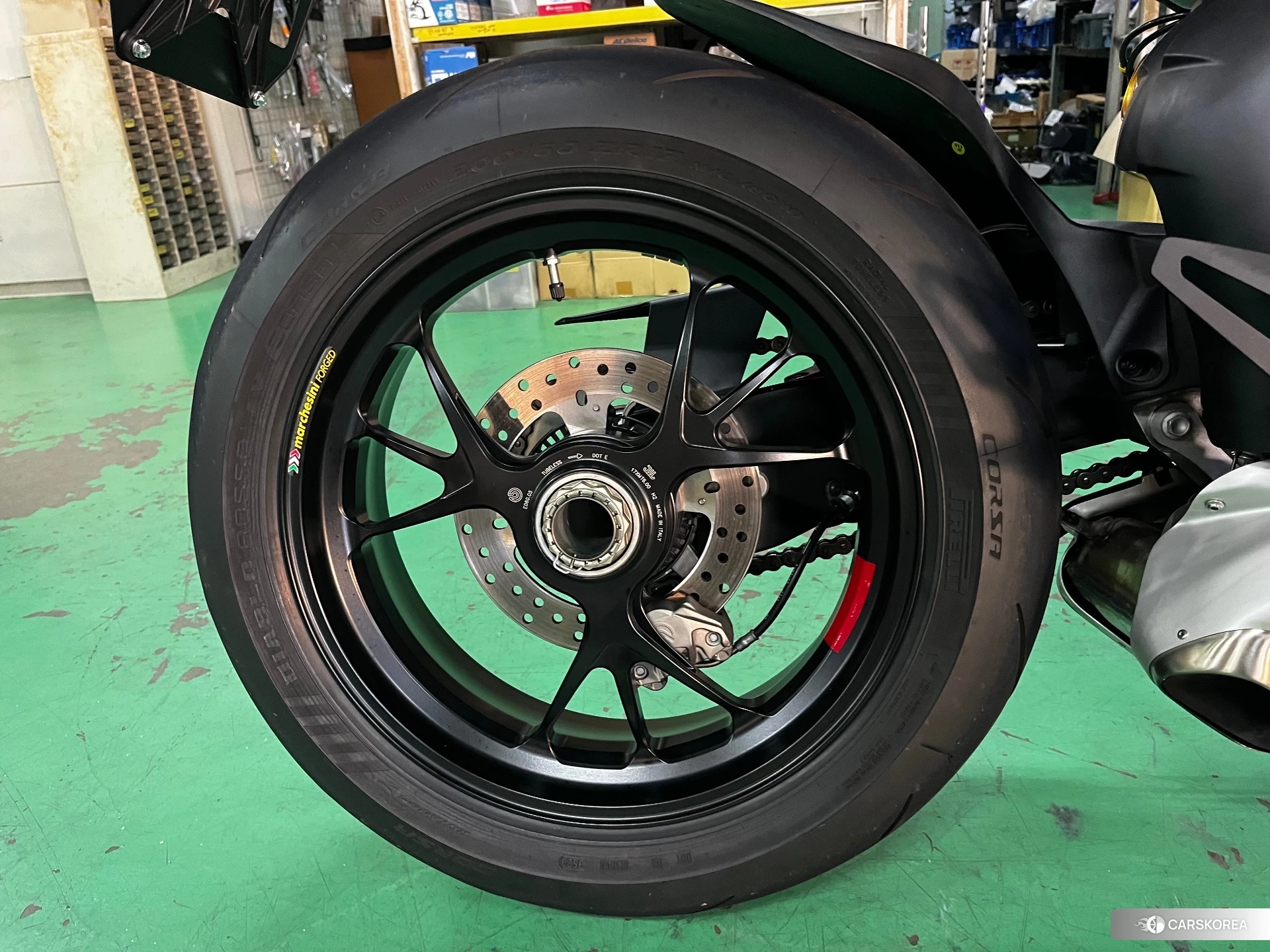 Ducati STREETFIGHTER V4 S id 4191897 из Японии 11