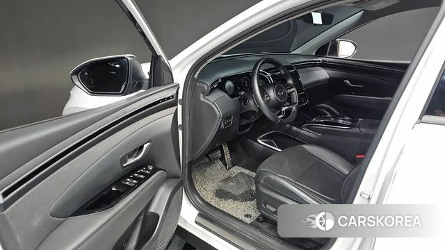 Hyundai Tucson (NX4) id 4585548 из Кореи 30