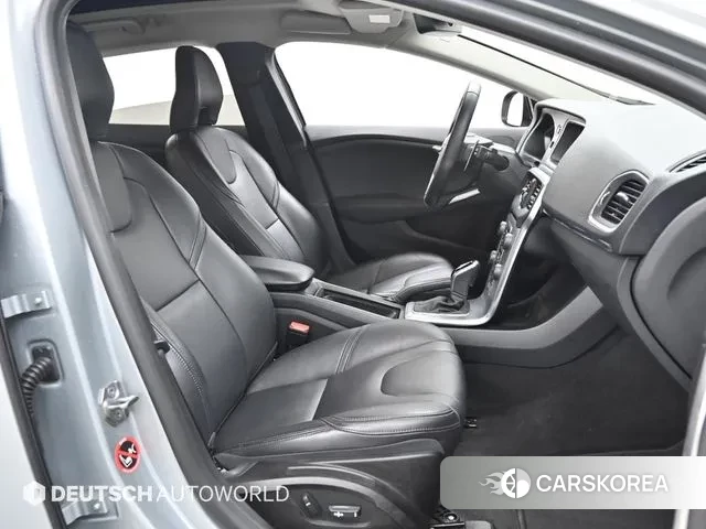 Volvo V40 id 3060881 из Кореи 20