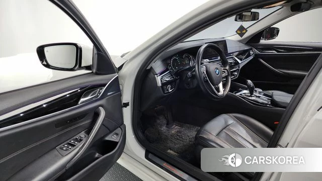 BMW 5 Series (G30) id 4188600 из Кореи 40