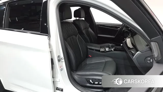 BMW 5 Series (G30) id 3042892 из Кореи 20